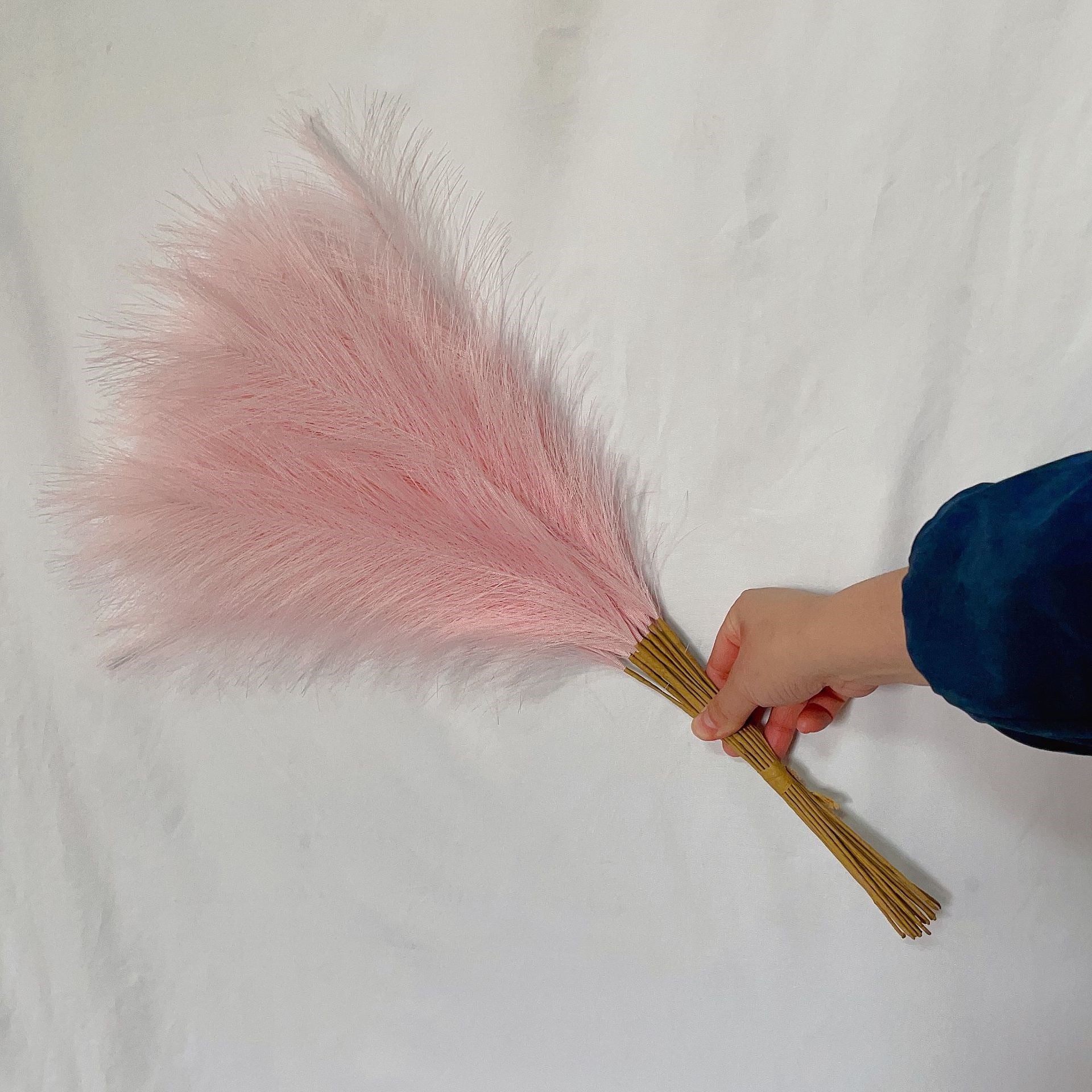 Fluffy Pampas Grass 55cm - Decorative Dried Flowers Pink Pampas Grass